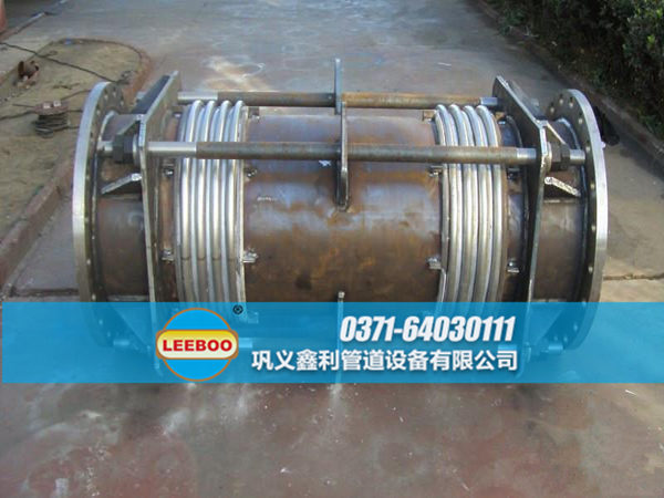 未噴漆的大拉桿橫向波紋<a href=http://m.cavemanastronomy.com target=_blank class=infotextkey>補(bǔ)償器</a>