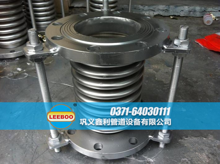 <a href=http://m.cavemanastronomy.com target=_blank class=infotextkey>補償器</a>生產(chǎn)車間